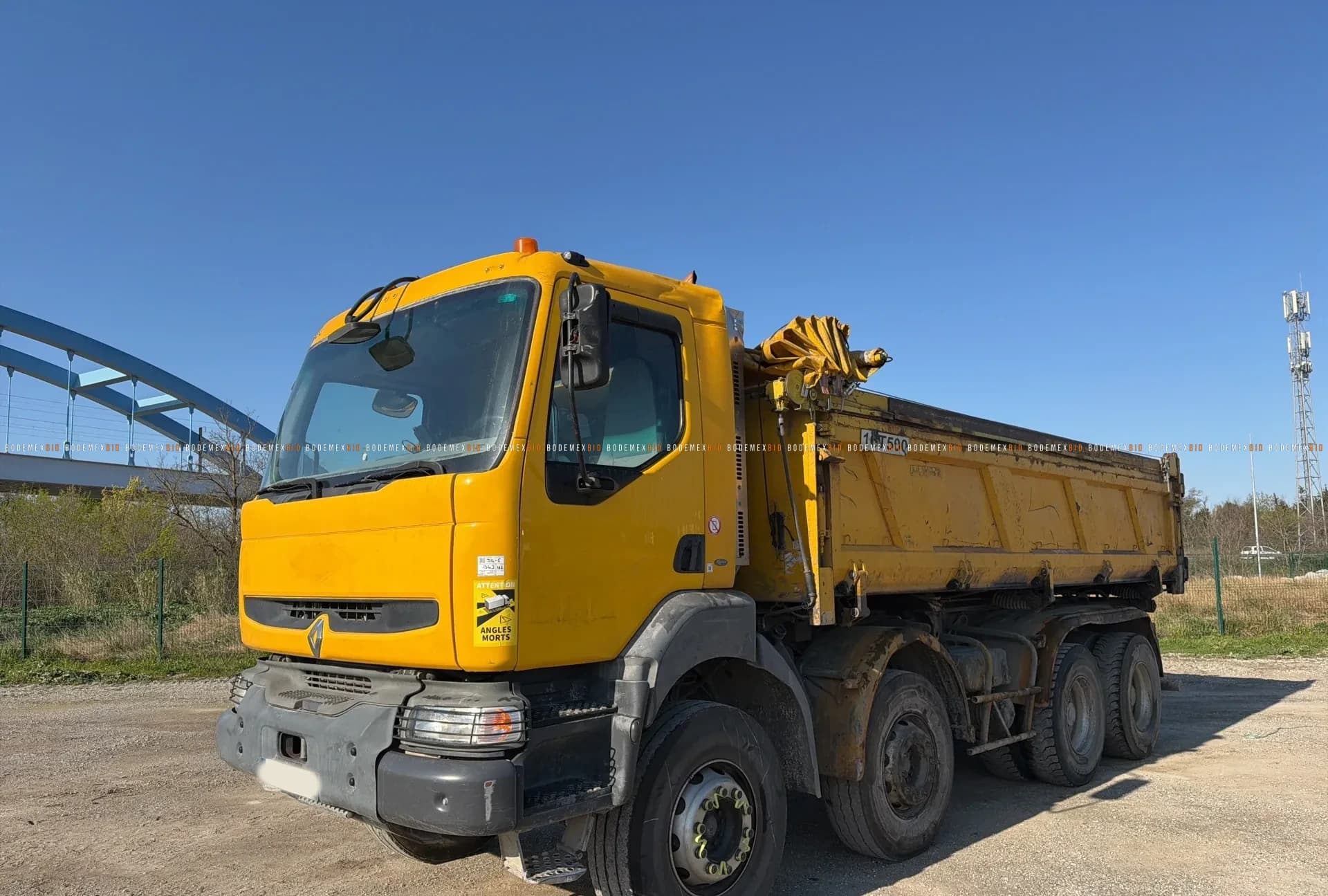 2004 Renault Kerax 420 DCI Dump Truck