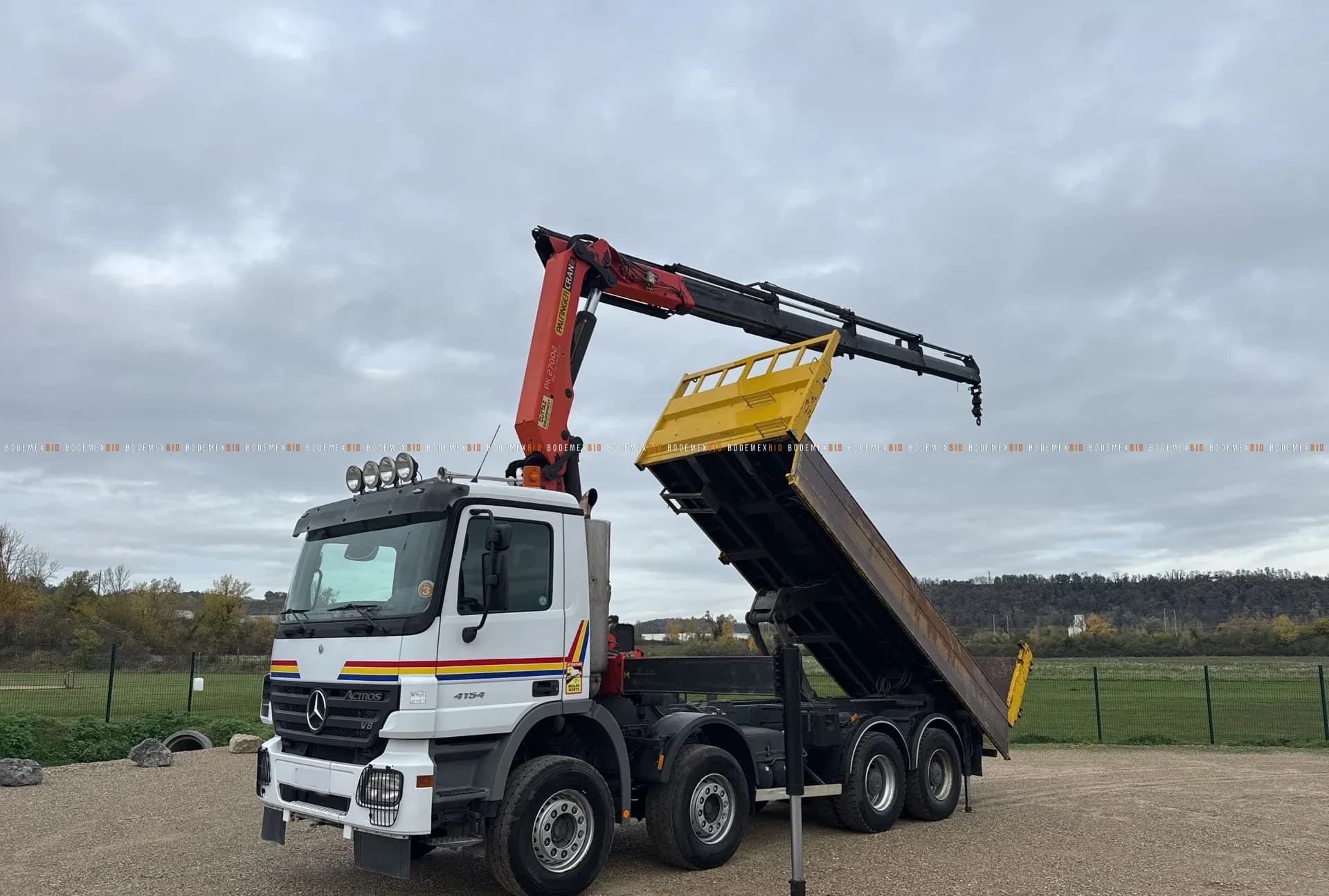 2006 Mercedes-Benz Actros 4154 Crane Truck