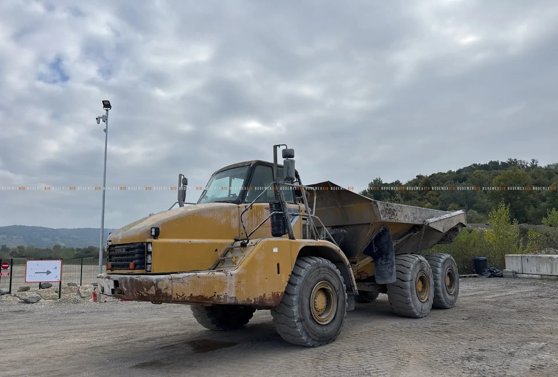 2008 Caterpillar 735 Articulated Dump Truck