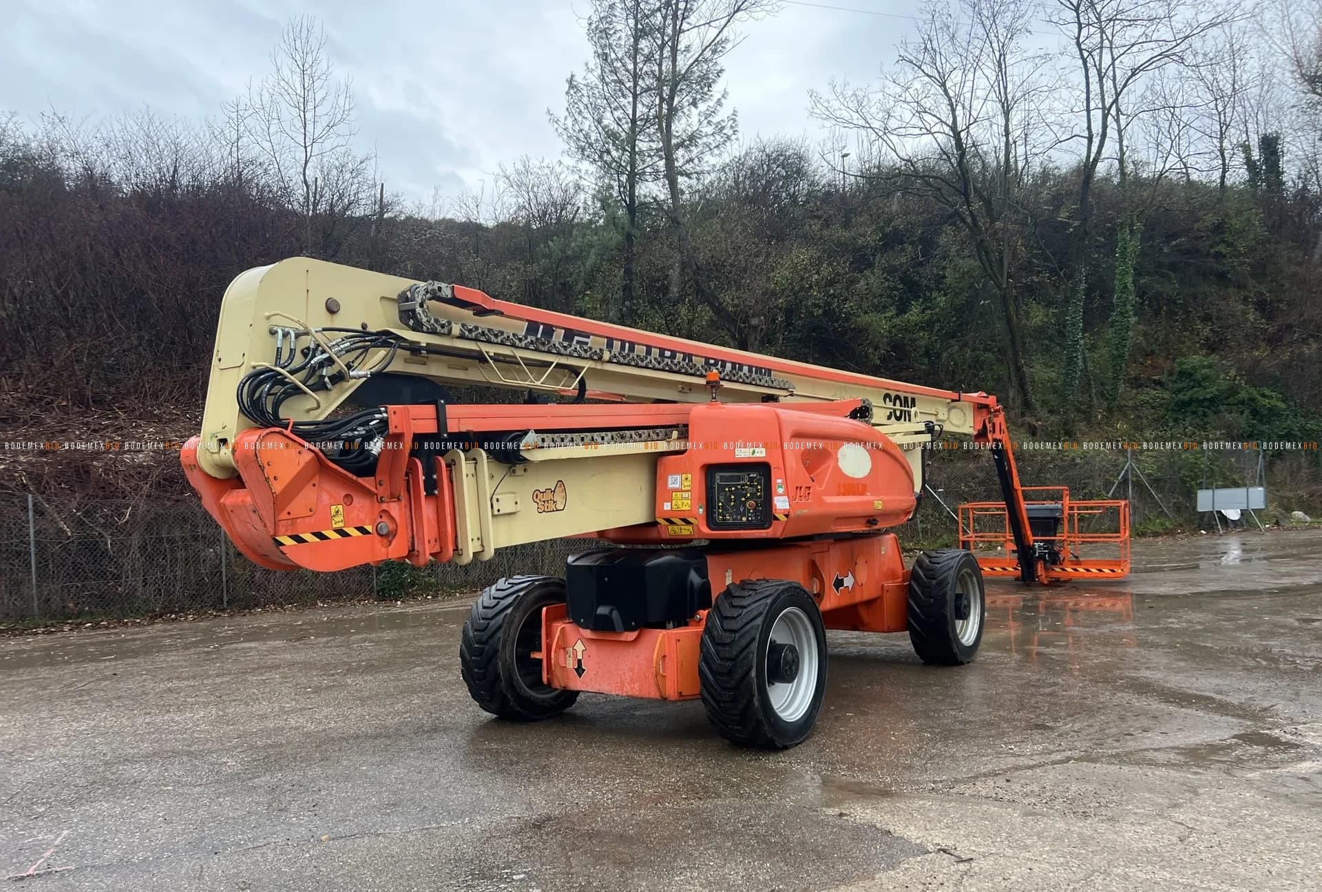 2011 JLG 1250AJP Articulating Boom Lift