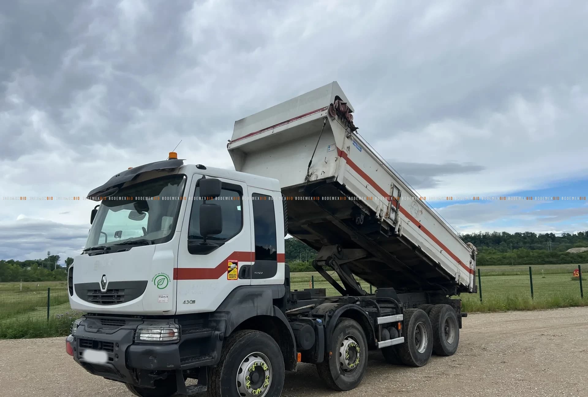2011 Renault Kerax 430 DXi Dump Truck