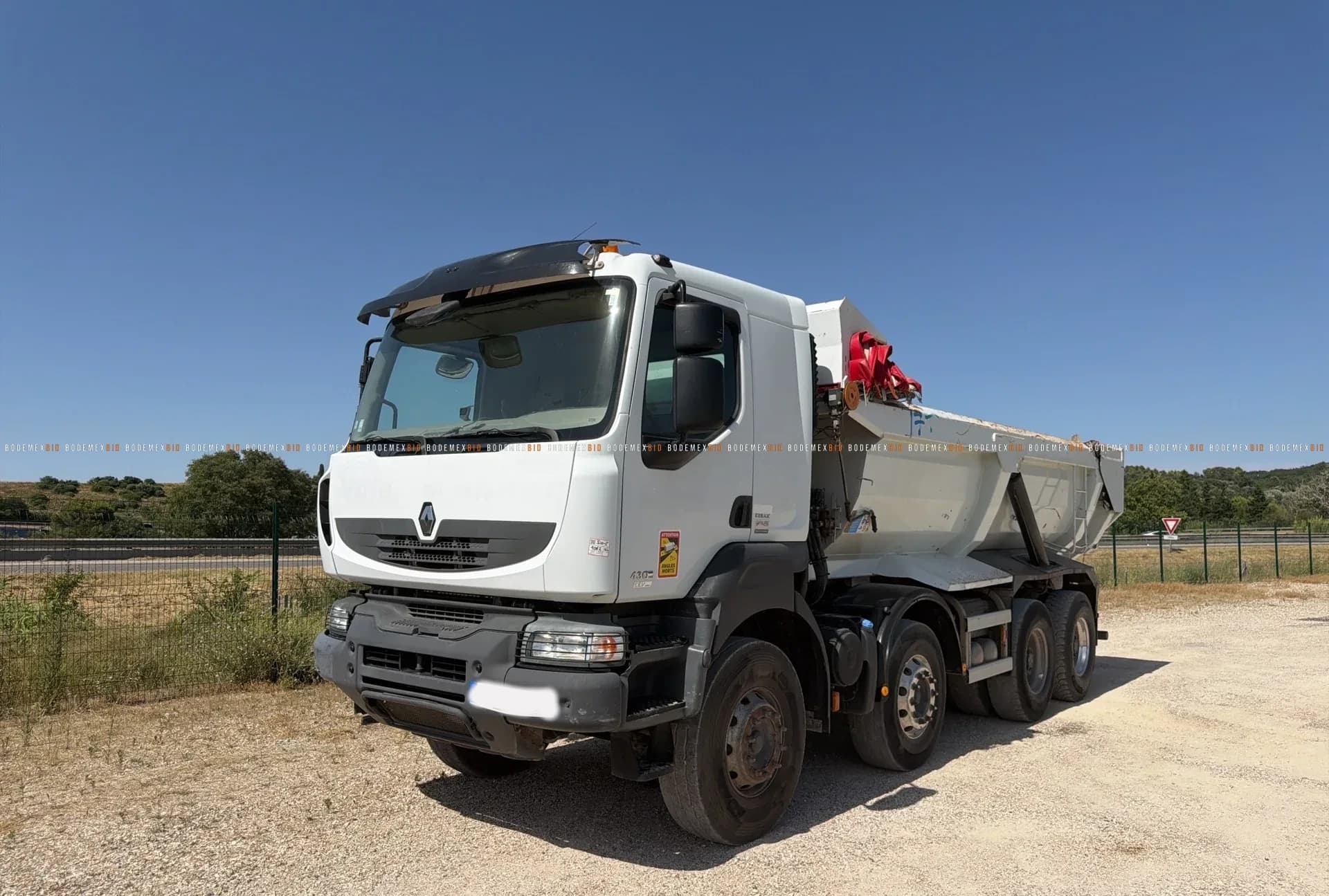 2013 Renault Kerax 430 Dump Truck