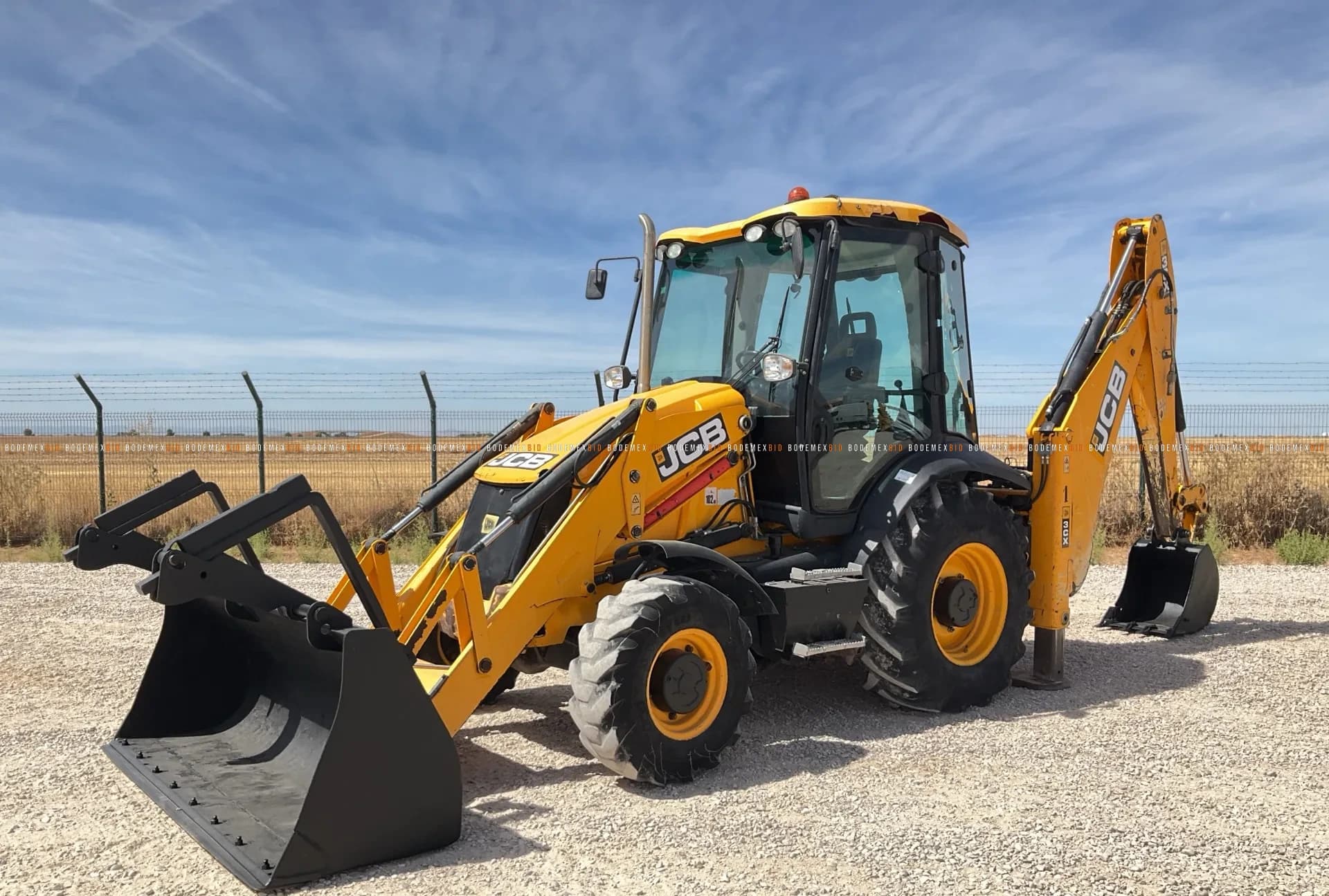 2015 JCB 3CX Backhoe Loader